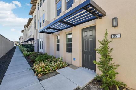 951 Arrowleaf Place