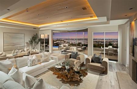 1535 Dolphin Terrace