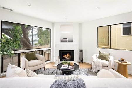 18204 Kingsdale