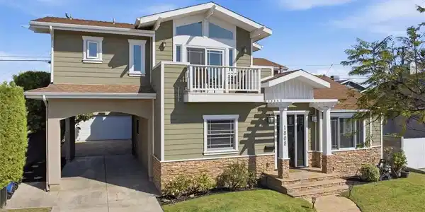 1808 Manzanita Lane