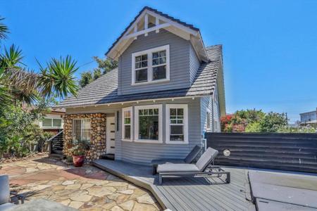 1035 Edgemont Place