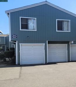 1122 Maywood Ln