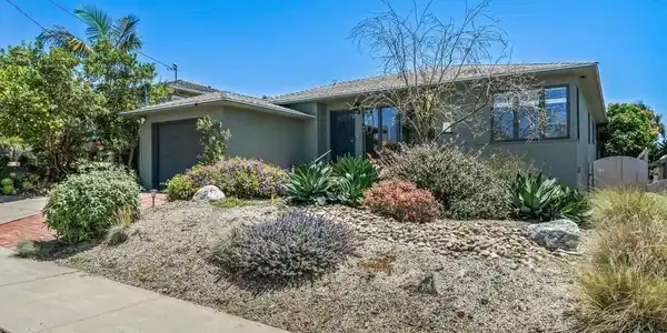 4111 Atascadero Dr