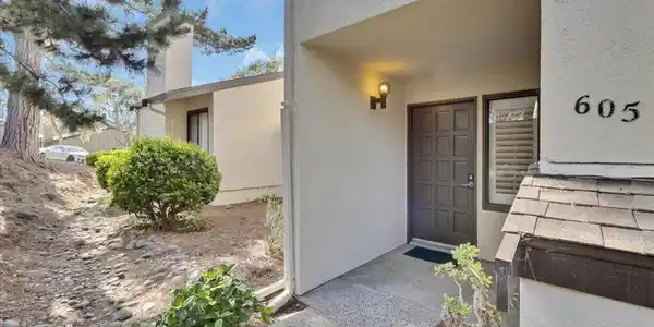 605 Acorn Court