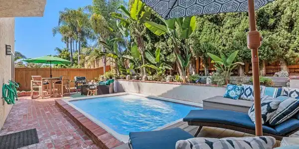 3112 Del Rey Avenue