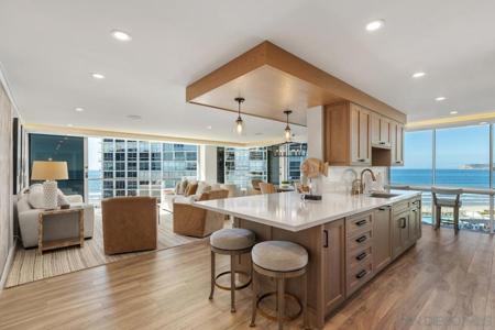 1750 Avenida Del Mundo