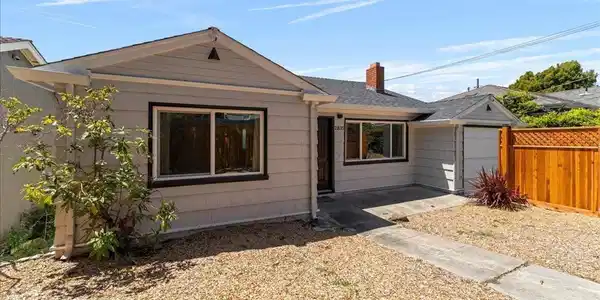 2815 San Luis St
