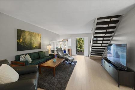 1642 Oro Vista Rd