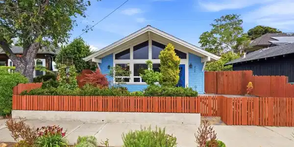 212 3rd Avenue