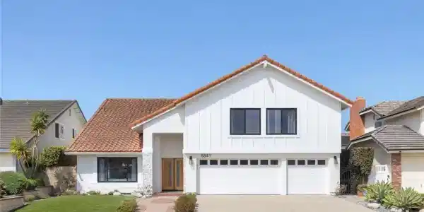 8841 Seaspray Drive