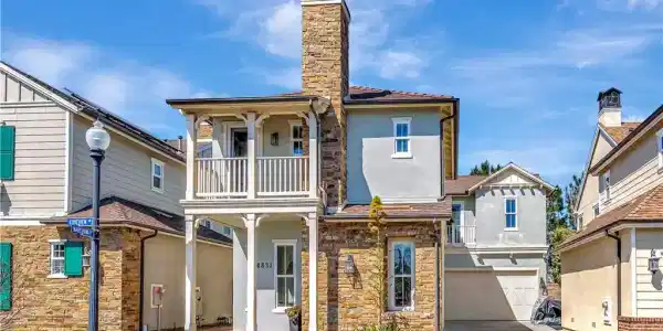 4831 Coveview Drive
