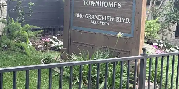 4040 Grand View