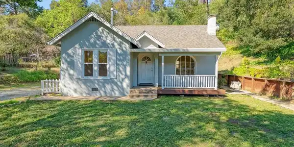 225 Owl Ridge Way
