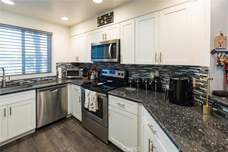 25557 Pine Creek