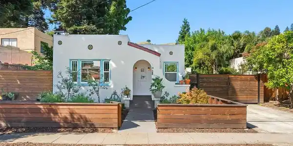 1724 Alhambra Ave