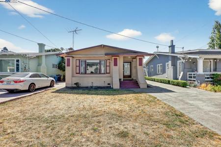 165 Sunnyside Dr