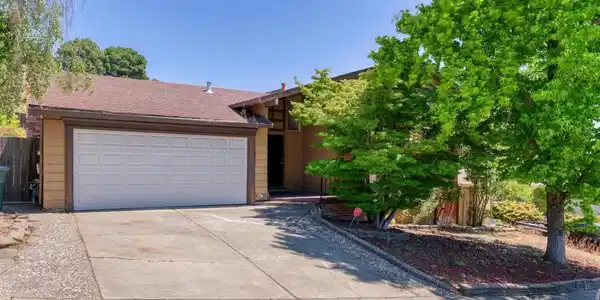 43 Garthe Ct