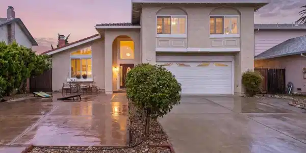 1252 Belbrook Way
