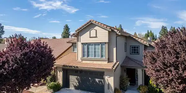 5037 Bronco Court