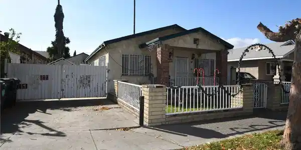 1741 Gaviota Avenue