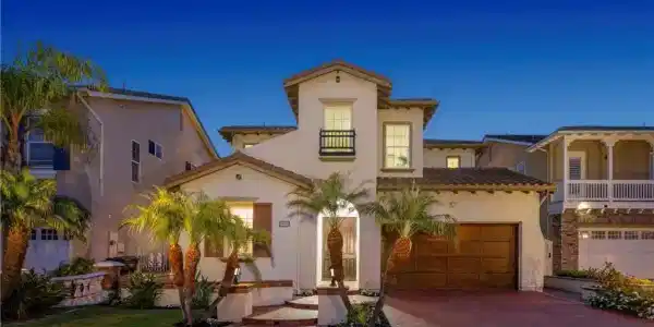 19084 Redford Lane