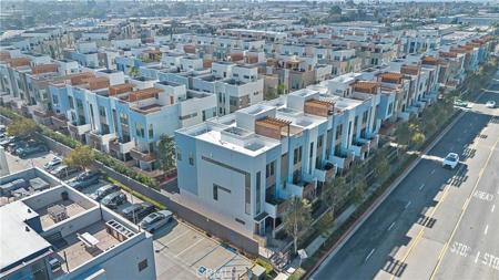 645 W 17th Street