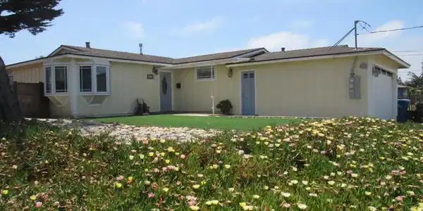 3038 King Circle