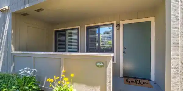 820 Casanova Avenue
