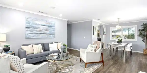 3137 Avenida Topanga