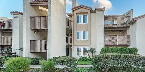 4852 Cabana
