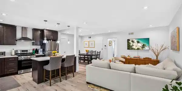 11670 W Sunset Boulevard