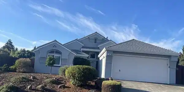 570 Daffodil Dr