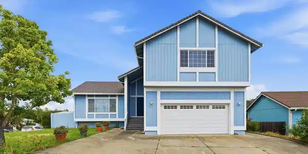 587 Birkdale Dr