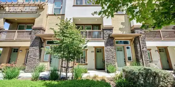 47222 Mission Falls Court