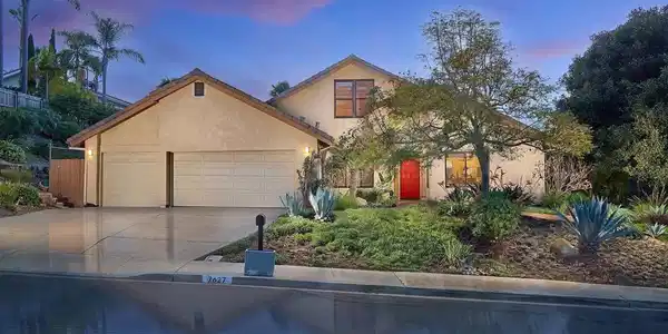 7627 Reposado Dr
