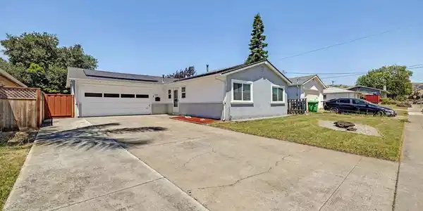 169 Tamarack Drive
