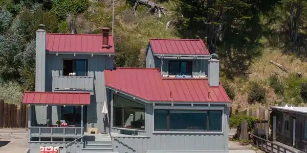 14 Potbelly Beach Road Road