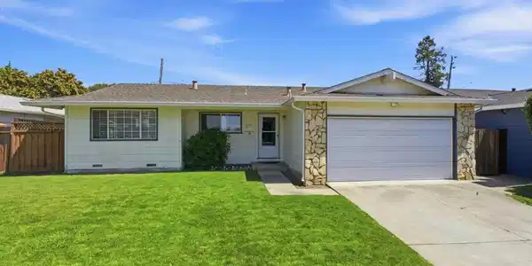 3880 Eastwood Circle