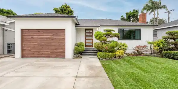 12034 Alberta Drive