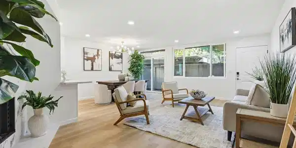 3116 Groton Way