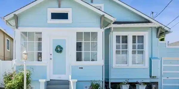 221 Poplar Avenue