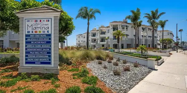 2600 Newport Boulevard