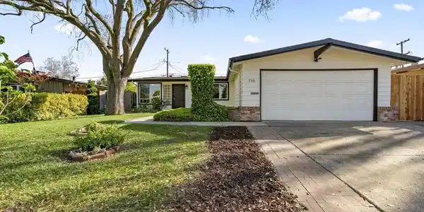 710 Lakechime Drive