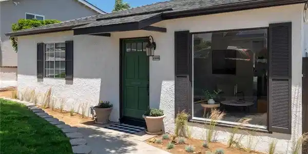 1108 Stanford Avenue