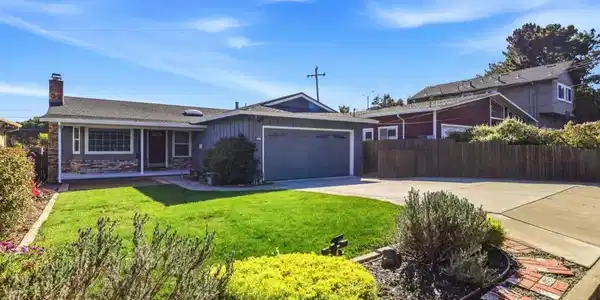 3421 Lodge Drive