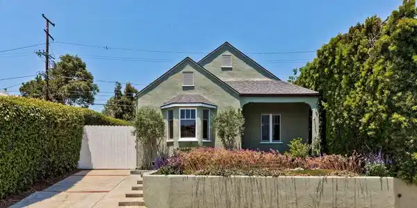 839 Commonwealth Avenue