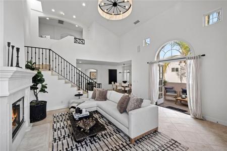 3307 Clay