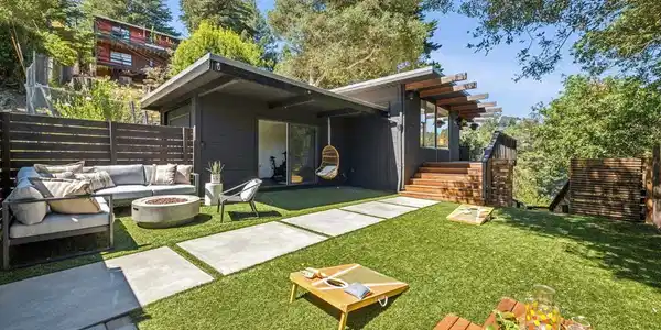 30 Southwood Ct