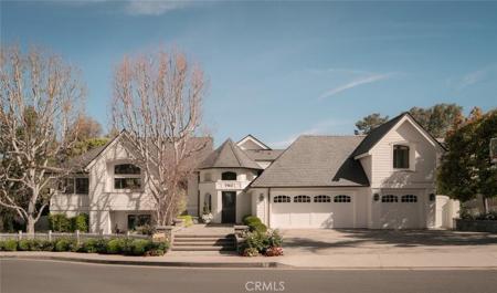 2 Royal Saint George Road