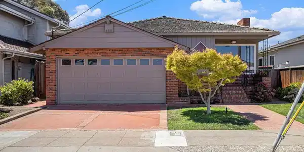 3286 San Jose